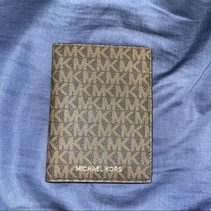 Michael Kors wallet